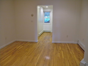 20 N Astor St, Unit 1R in Irvington, NY - Building Photo - Building Photo