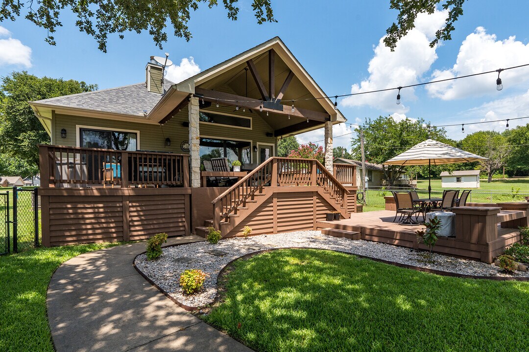 120 Excalibur Cir in Mabank, TX - Building Photo