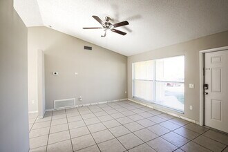 3680 NW 113th Ave in Sunrise, FL - Building Photo - Building Photo