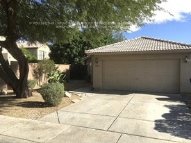 2049 N 109th Ave in Avondale, AZ - Building Photo