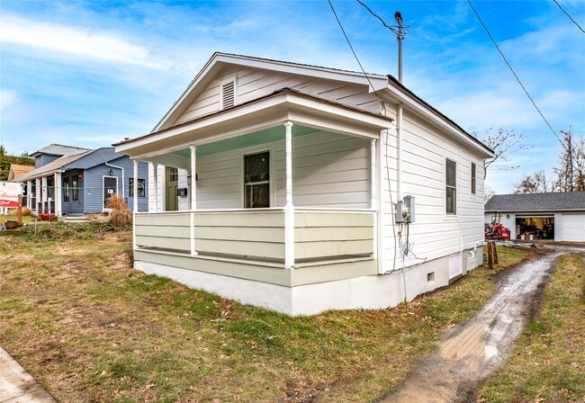 323 N Highland Ave in Nyack, NY - Building Photo - Building Photo
