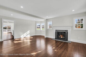 121 Bingham Ave in Rumson, NJ - Building Photo - Building Photo