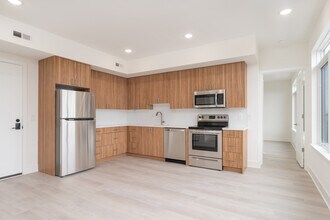 Wharton Flats in Philadelphia, PA - Foto de edificio - Interior Photo