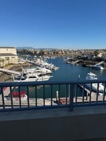 4372 Tradewinds Dr in Oxnard, CA - Building Photo