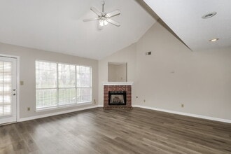 11183 Ewe Turn Dr in Arlington, TN - Foto de edificio - Building Photo