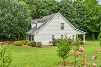 21 Willow Wood Rd in Social Circle, GA - Building Photo - Building Photo