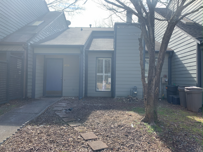 272 Toweridge Dr SW