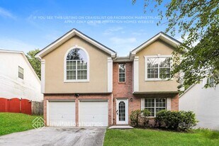 3608 Caseys Cove in Ellenwood, GA - Building Photo