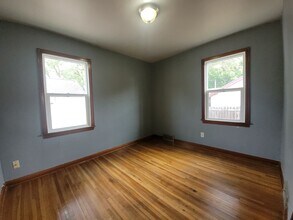 3115 E Seedling Mile Rd in Grand Island, NE - Building Photo - Building Photo
