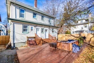 1054 Hunterdon St in Newark, NJ - Building Photo - Building Photo