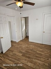 527-537 E San Joaquin Ave in Tulare, CA - Building Photo - Building Photo