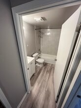 164 Melrose St, Unit 2 in Buffalo, NY - Building Photo - Building Photo