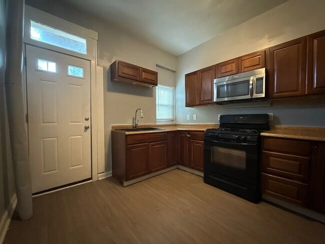 1625 Appleton St in Baltimore, MD - Building Photo - Building Photo