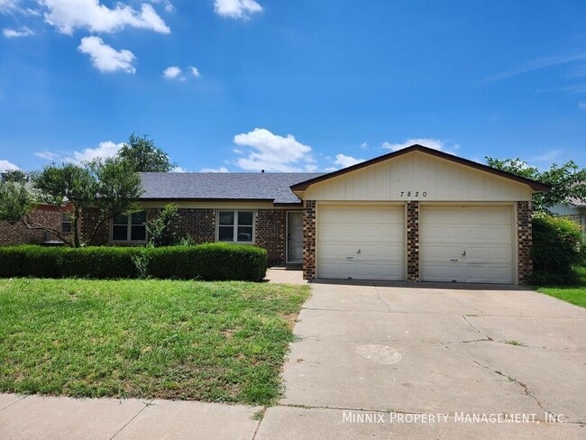7820 Vernon Ave in Lubbock, TX - Building Photo - Building Photo