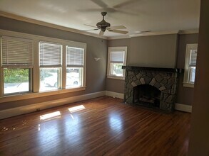 2215 Sarah Marks Ave in Charlotte, NC - Building Photo - Building Photo