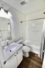 8330 Bruntsfield Rd in Columbus, OH - Building Photo - Building Photo