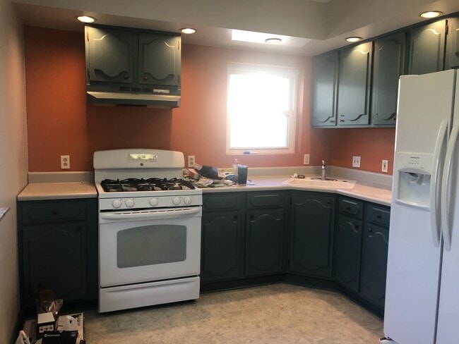 1827 Wharton St, Unit #1  First FLoor in Pittsburgh, PA - Building Photo - Building Photo