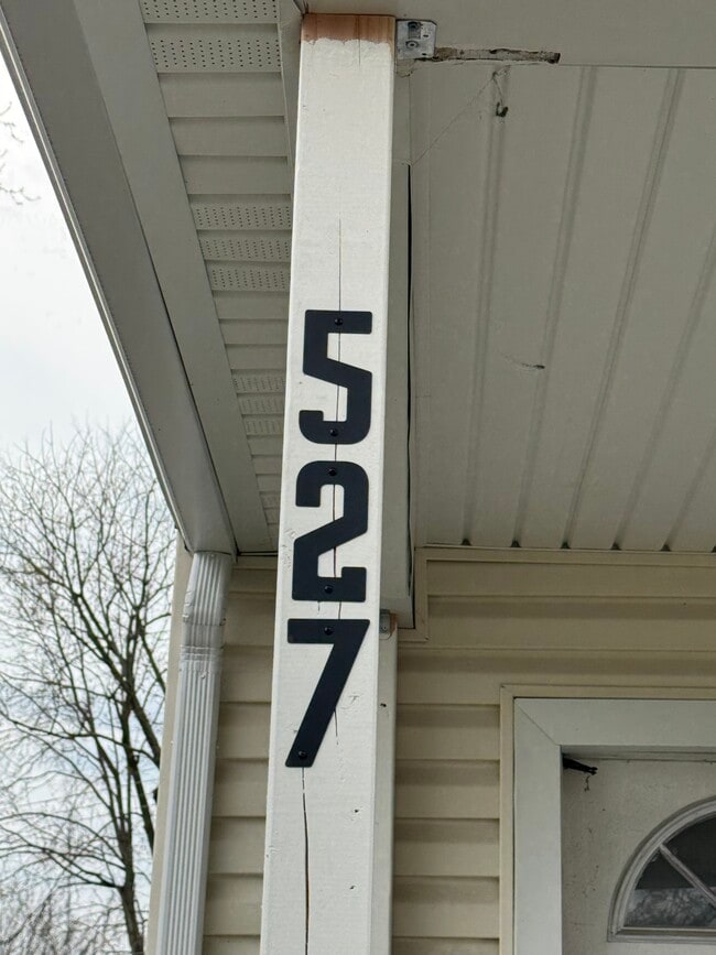 525 Baltimore St in Huntington, WV - Foto de edificio - Building Photo