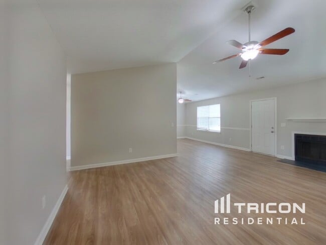 4 Sweetberry Ct in Irmo, SC - Foto de edificio - Building Photo