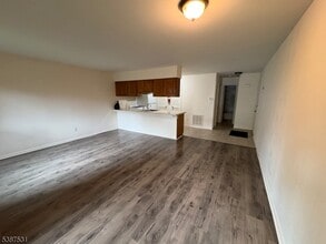 1 Gray Rock Dr in Vernon, NJ - Building Photo - Building Photo