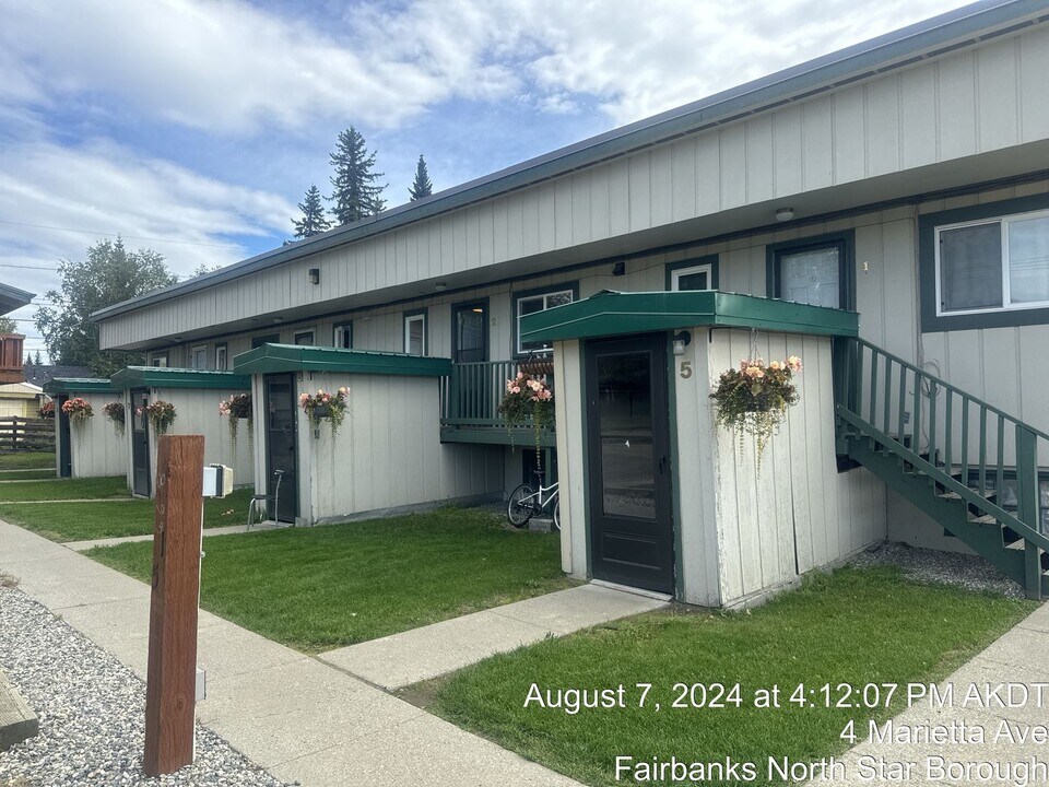 7 Marietta Ave in Fairbanks, AK - Building Photo