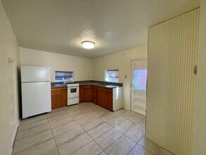 536 W Alameda St in Santa Fe, NM - Building Photo - Building Photo