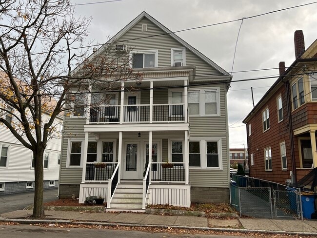 31 Cutler St in Winthrop, MA - Building Photo - Building Photo