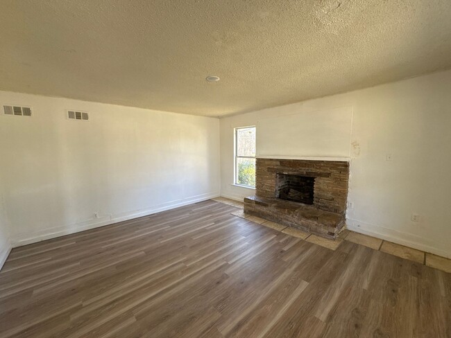 455 Danville Rd in Waldron, AR - Building Photo - Building Photo
