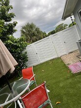 960 SW 42nd Ave in Plantation, FL - Building Photo - Building Photo