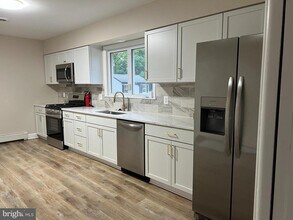 38 Pressey St in Hammonton, NJ - Building Photo - Building Photo