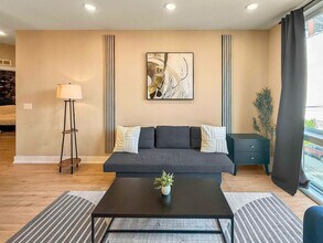 28 Poplar St in Philadelphia, PA - Building Photo - Building Photo