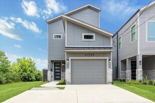 6730 Knox St in Houston, TX - Building Photo