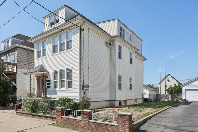 153 Banta Ave in Garfield, NJ - Building Photo - Building Photo