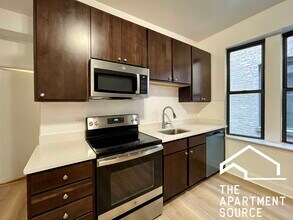2323 N Kedzie Blvd in Chicago, IL - Building Photo - Building Photo