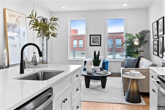 The Ridge in Cincinnati, OH - Building Photo - Interior Photo