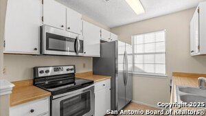 7260 Hardesty in San Antonio, TX - Building Photo - Building Photo