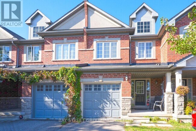 58 Carrier Crescent in Vaughan, ON - Building Photo - Building Photo