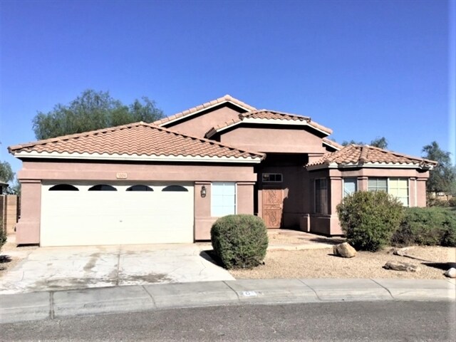 7004 S 34th Ln in Phoenix, AZ - Building Photo