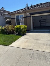 3763 Angus Way in Pleasanton, CA - Building Photo - Building Photo