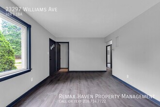23297 Williams Ave in Euclid, OH - Building Photo - Building Photo