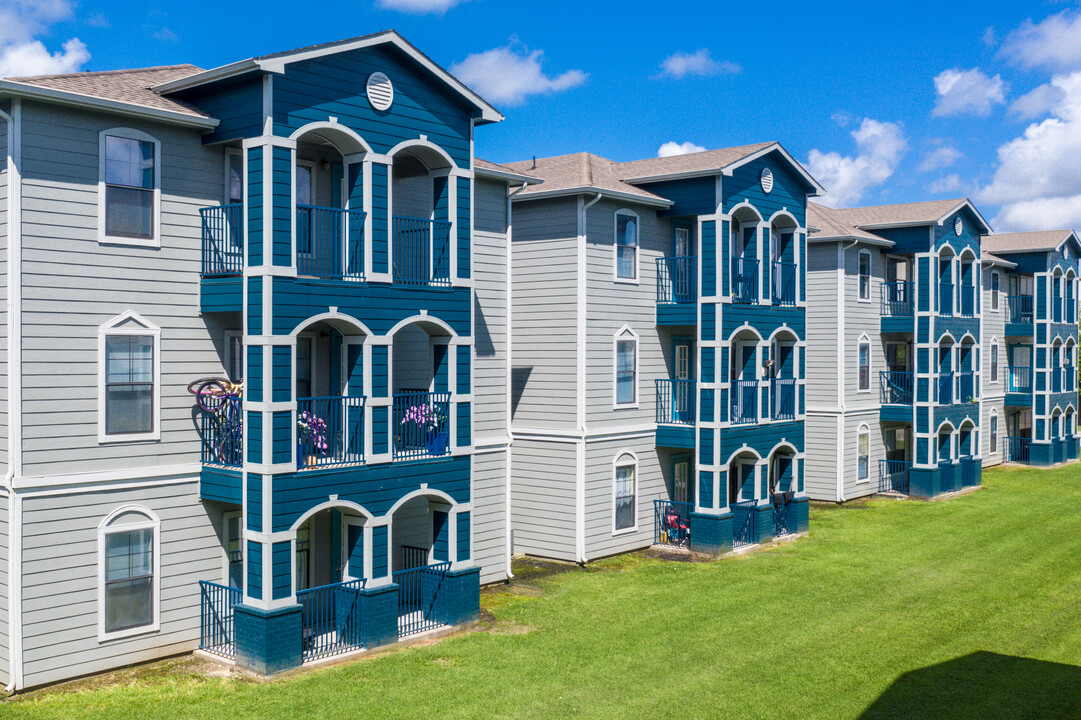 Edge Estates in Beaumont, TX - Foto de edificio