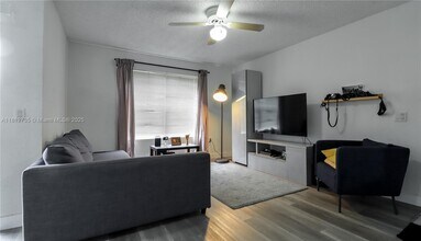 10371 SW 150th Pl in Miami, FL - Building Photo - Building Photo