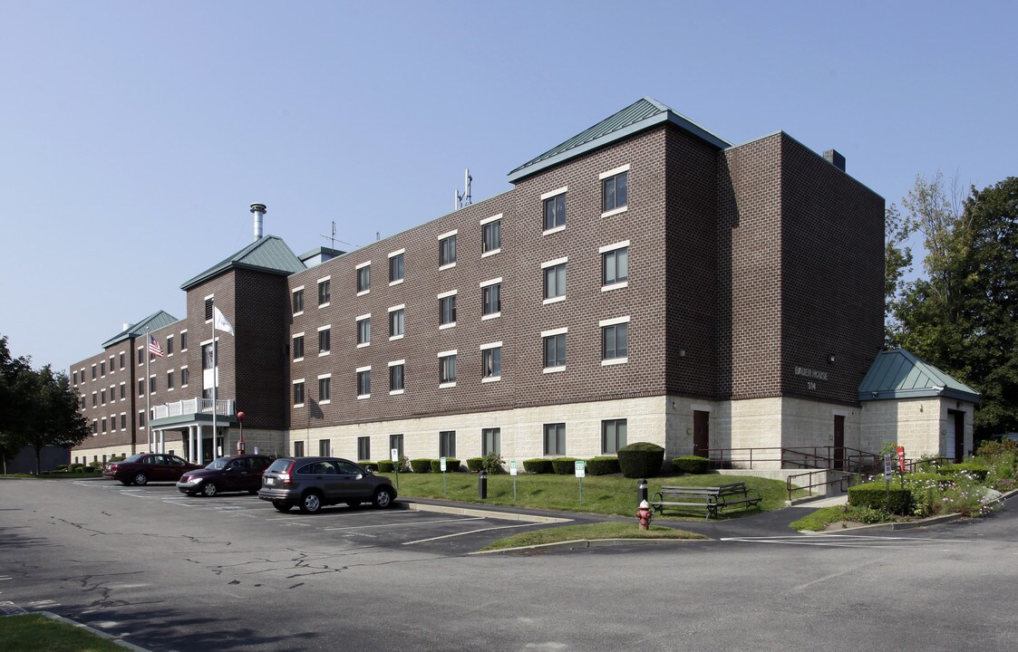 Bauer House in Quincy, MA - Building Photo