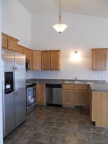 3531 15th St S in Moorhead, MN - Building Photo