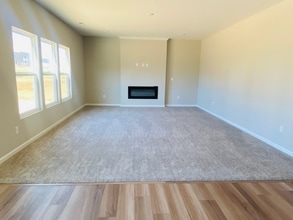 7877 Ellington Ct in Maineville, OH - Building Photo - Building Photo