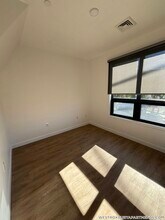 199 Gardner St in Boston, MA - Foto de edificio - Building Photo