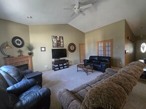 541 Kramer Ln in Kimberly, WI - Building Photo - Building Photo