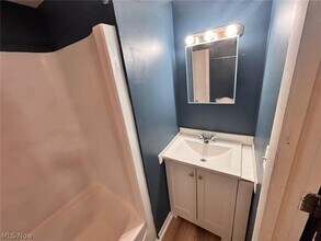 519 Crosby St in Akron, OH - Building Photo - Building Photo