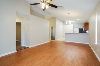 1263 Suffolk Pl in Orange Park, FL - Building Photo - Building Photo