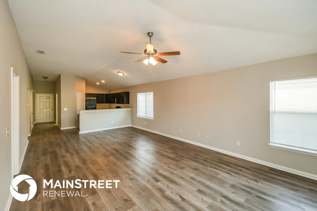 5656 Village Pond Cir in Jacksonville, FL - Building Photo - Building Photo